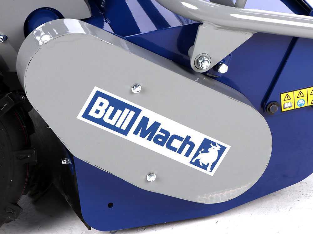 bullmach-falx-700-my24-professioneller-hochgrasmher-mit-y-messer-das-getriebe-und-der-antrieb--51502_2_1720510945_IMG_668ce9e11a471 (1)